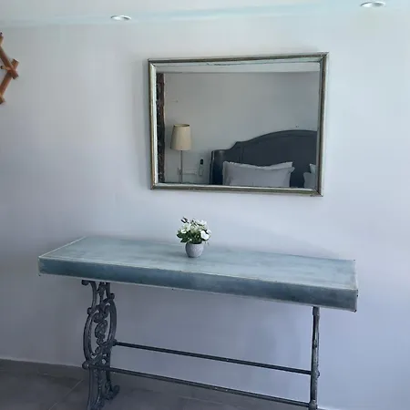 Hotel Vallianna *